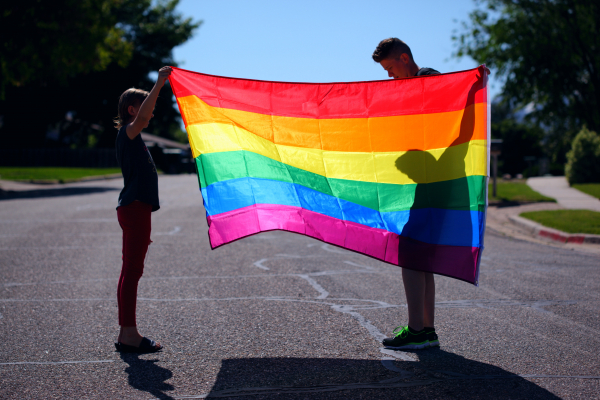 Journée internationale de lutte contre l'homophobie et la transphobie - La CSQ engagée contre la violence envers les personnes LGBTQ+