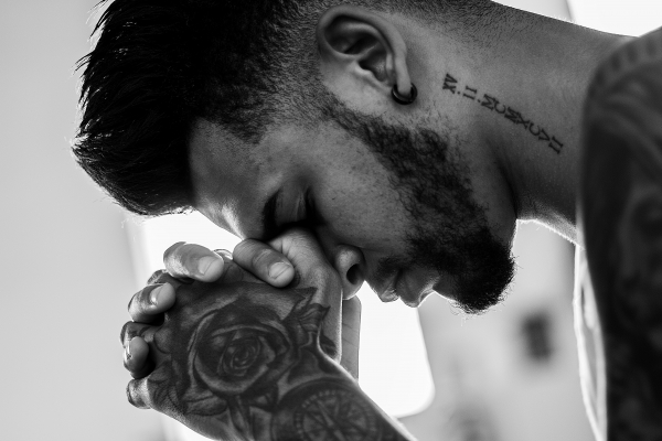La mortalité par suicide est stable, alors que les visites aux urgences bondissent 