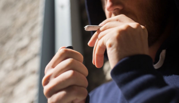 Le projet de loi sur le cannabis ne protège pas adéquatement les générations à venir